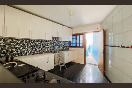 Casa à venda com 150m², 4 quartos e 1 vagaCozinha