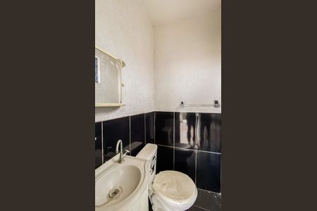 Casa à venda com 150m², 4 quartos e 1 vagaBanheiro de serviço