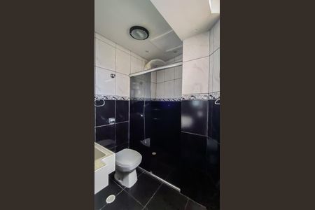 Casa à venda com 150m², 4 quartos e 1 vagaBanheiro