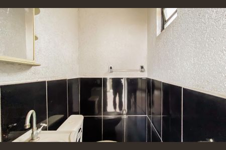 Casa à venda com 150m², 4 quartos e 1 vagaBanheiro de serviço