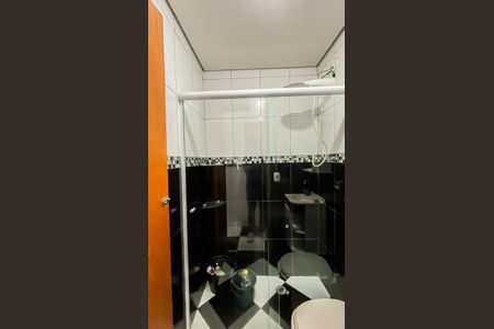 Casa à venda com 150m², 4 quartos e 1 vagaBanheiro