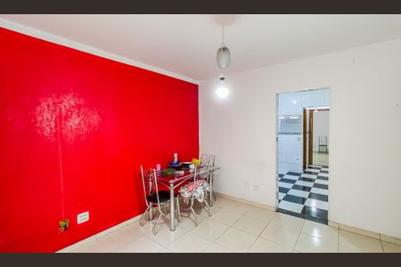 Sala de casa à venda com 4 quartos, 150m² em Cangaiba, São Paulo