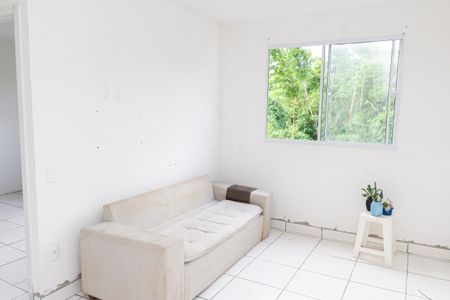 Sala de apartamento para alugar com 2 quartos, 45m² em Santíssimo, Rio de Janeiro
