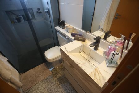 Apartamento para alugar com 120m², 2 quartos e 3 vagasBanheiro