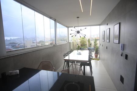 Apartamento para alugar com 120m², 2 quartos e 3 vagasÁrea gourmet