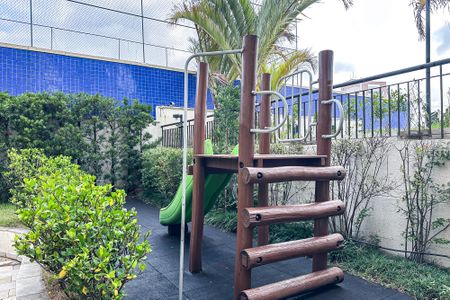 Apartamento para alugar com 65m², 2 quartos e 2 vagasÁrea comum - Playground