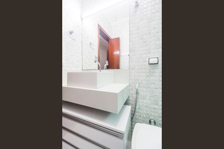 Casa de condomínio à venda com 480m², 4 quartos e 6 vagas Casa de condomínio à venda com 480m², 4 quartos e 6 vagasBanheiro da Suíte