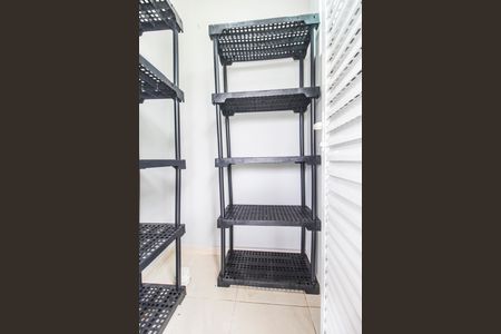 Casa de condomínio à venda com 480m², 4 quartos e 6 vagas Casa de condomínio à venda com 480m², 4 quartos e 6 vagasDespensa