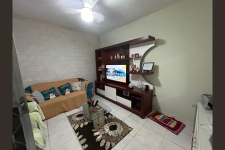 Sala de casa para alugar com 2 quartos, 108m² em Vila Valqueire, Rio de Janeiro