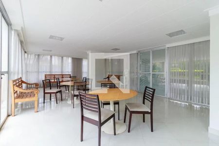 Apartamento à venda com 106m², 3 quartos e 1 vagaSalão de festas