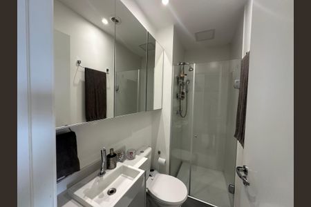 Apartamento para alugar com 55m², 1 quarto e 2 vagasBanheiro da Suíte