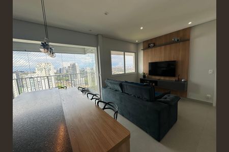 Sala de apartamento para alugar com 1 quarto, 55m² em Alphaville Empresarial, Barueri