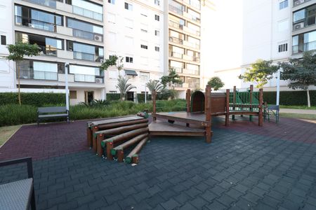 Apartamento à venda com 65m², 2 quartos e 2 vagasÁrea comum - Playground