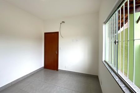 Casa para alugar com 3 quartos, 150m² em Pompéia, Belo Horizonte