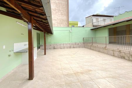 Casa para alugar com 150m², 3 quartos e 2 vagas
