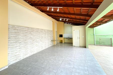 Casa para alugar com 150m², 3 quartos e 2 vagas