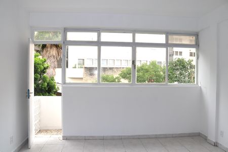 Apartamento para alugar com 119m², 4 quartos e 1 vagaSala