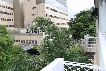 Varanda de apartamento para alugar com 4 quartos, 119m² em Bela Vista, São Paulo