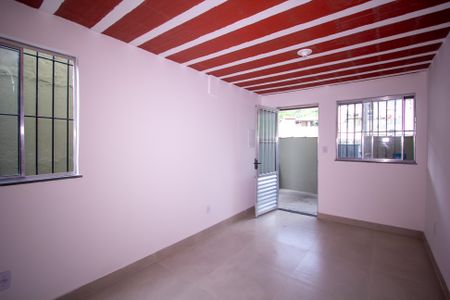 Casa para alugar com 2 quartos, 60m² em Porto Novo, São Gonçalo