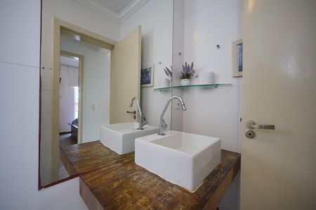 Apartamento para alugar com 116m², 2 quartos e 1 vagaBanheiro 