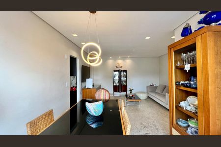 Apartamento à venda com 105m², 3 quartos e 2 vagassala 