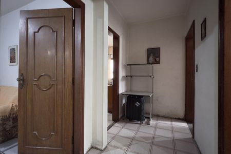 Casa à venda com 241m², 3 quartos e 5 vagas Casa à venda com 241m², 3 quartos e 5 vagasCorredor dos Dormitórios