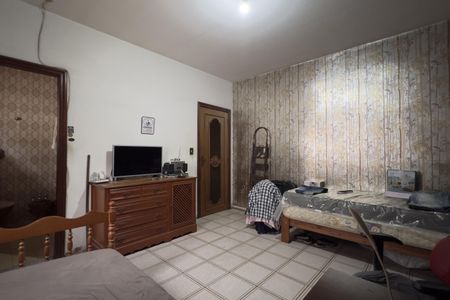 Casa à venda com 241m², 3 quartos e 5 vagas Casa à venda com 241m², 3 quartos e 5 vagasSuíte