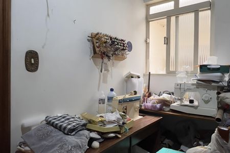 Casa à venda com 241m², 3 quartos e 5 vagas Casa à venda com 241m², 3 quartos e 5 vagasQuarto de Serviço