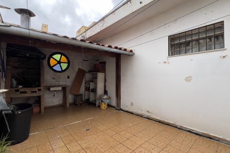 Casa à venda com 241m², 3 quartos e 5 vagas Casa à venda com 241m², 3 quartos e 5 vagasÁrea externa