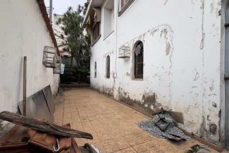 Casa à venda com 241m², 3 quartos e 5 vagas Casa à venda com 241m², 3 quartos e 5 vagasÁrea externa