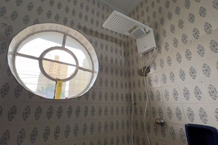 Casa à venda com 241m², 3 quartos e 5 vagas Casa à venda com 241m², 3 quartos e 5 vagasBanheiro 1