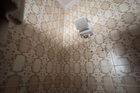 Casa à venda com 241m², 3 quartos e 5 vagas Casa à venda com 241m², 3 quartos e 5 vagasBanheiro da Suíte