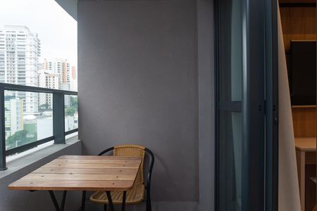 Varanda de kitnet/studio à venda com 1 quarto, 25m² em Perdizes, São Paulo