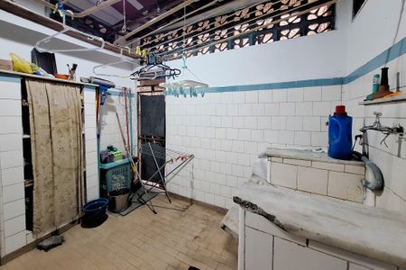 Apartamento à venda com 130m², 3 quartos e sem vaga Apartamento à venda com 130m², 3 quartos e sem vagaÁrea de Serviço