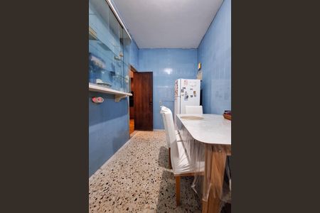 Apartamento à venda com 130m², 3 quartos e sem vaga Apartamento à venda com 130m², 3 quartos e sem vagaCozinha