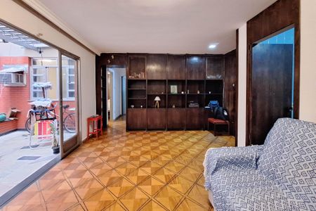 Sala de apartamento à venda com 3 quartos, 130m² em Santa Rosa, Niterói