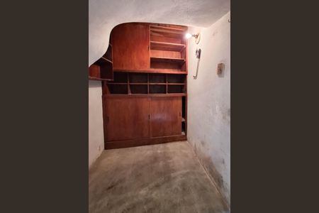 Apartamento à venda com 130m², 3 quartos e sem vaga Apartamento à venda com 130m², 3 quartos e sem vagadeposito