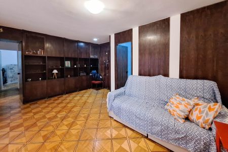 Apartamento à venda com 130m², 3 quartos e sem vaga Apartamento à venda com 130m², 3 quartos e sem vagaSala