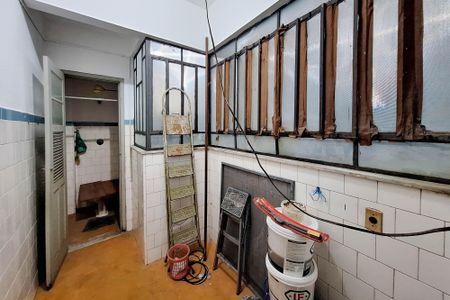 Apartamento à venda com 130m², 3 quartos e sem vaga Apartamento à venda com 130m², 3 quartos e sem vagaÁrea de Serviço