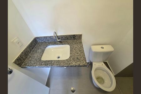 Apartamento para alugar com 32m², 1 quarto e sem vagaBanheiro da Suíte