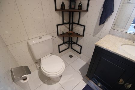 Casa de condomínio à venda com 110m², 3 quartos e sem vagaLavabo