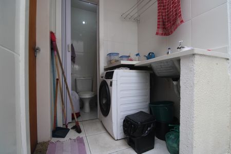 Casa de condomínio à venda com 110m², 3 quartos e sem vagaÁrea de serviço