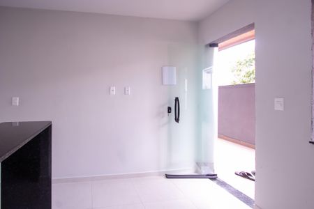Sala de apartamento para alugar com 1 quarto, 30m² em Vila Três, São Gonçalo