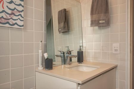 Apartamento para alugar com 61m², 2 quartos e 1 vagaBanheiro da Suíte