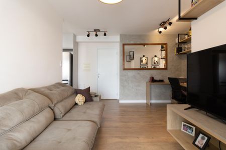 Apartamento à venda com 67m², 2 quartos e 1 vaga Apartamento à venda com 67m², 2 quartos e 1 vagaSala