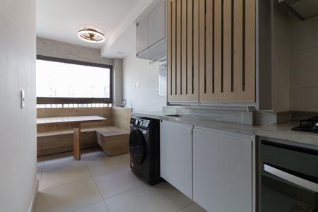 Apartamento à venda com 67m², 2 quartos e 1 vaga Apartamento à venda com 67m², 2 quartos e 1 vagaLavanderia