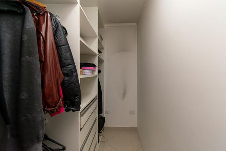 Casa à venda com 400m², 4 quartos e 4 vagasQuarto 3 - Closet