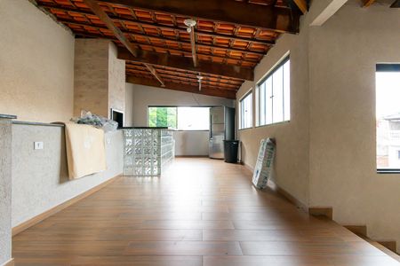 Casa à venda com 400m², 4 quartos e 4 vagasSalão 