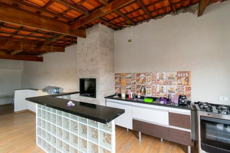 Casa à venda com 400m², 4 quartos e 4 vagasSalão 