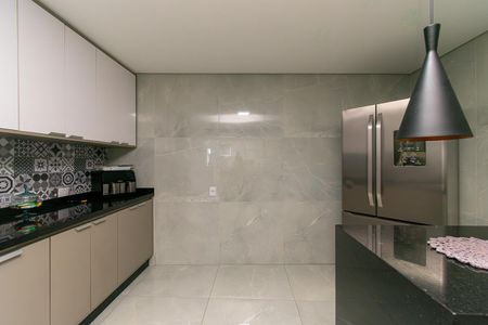 Casa à venda com 400m², 4 quartos e 4 vagasCozinha